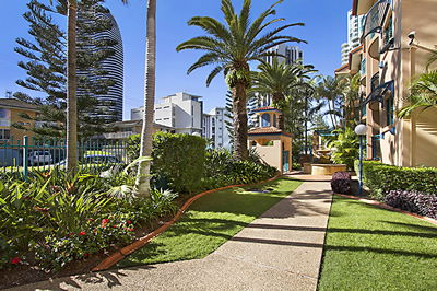 Aruba Surf Resort - Brisbane 4u 7