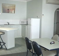 Moby Dick Waterfront Resort Motel - Brisbane Tourism