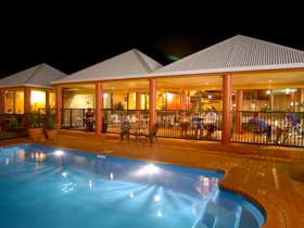 Reef Resort - Tourism Brisbane 0