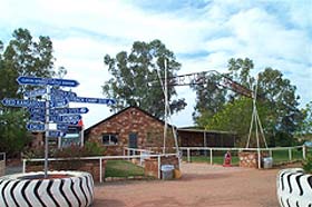 Curtin Springs Station - Brisbane 4u 0