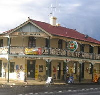 Royal Hotel Mandurama - Tourism Brisbane