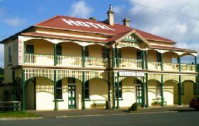 Branxholm Hotel - Tourism Brisbane 0