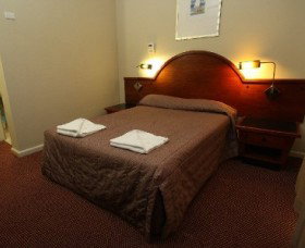 Berkeley Hotel - Tourism Brisbane 0