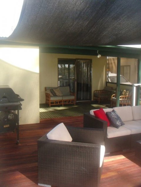 Eleven From The Left - Tourism Brisbane 3