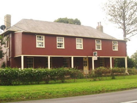 Coach House Inn - Brisbane Tourism 0