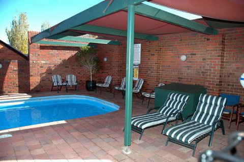 Sundowner Echuca Nirebo - Tourism Brisbane 1