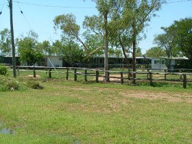 Julia Creek Motel - Tourism Brisbane 0