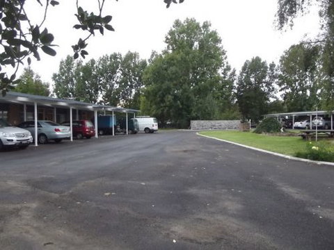 Guyra Motor INN - Tourism Brisbane 3