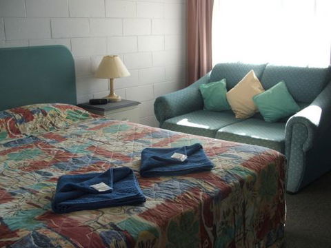 Albatross Motor Inn - Brisbane 4u 3