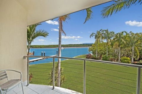 Hinchinbrook Marine Cove Motel - Tourism Brisbane 3