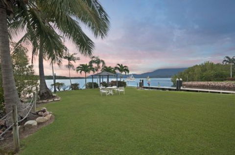 Hinchinbrook Marine Cove Motel - Tourism Brisbane 6