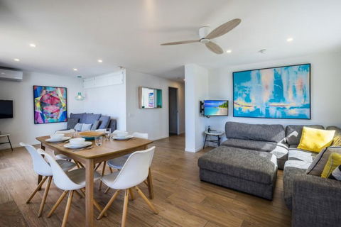 Pacific Beach Resort - Brisbane Tourism 17