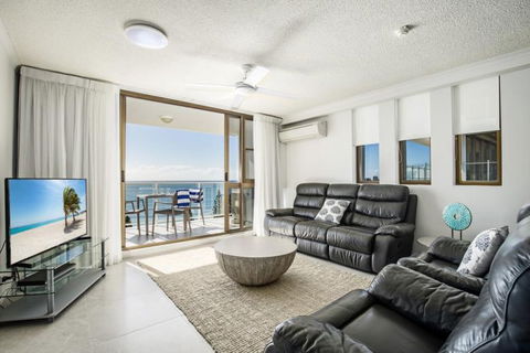 Pacific Beach Resort - Brisbane Tourism 9