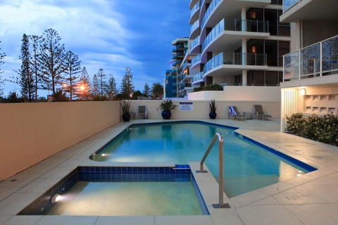 Pacific Beach Resort - Brisbane Tourism 10