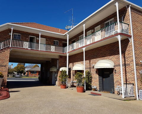 Golden Age Motor Inn - Tourism Brisbane 2