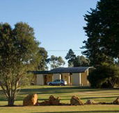  William Macintosh Motor Lodge - Brisbane Tourism