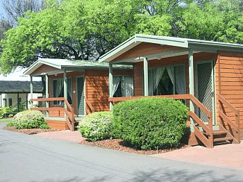 Adelaide Caravan Park - Brisbane 4u 2