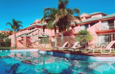 Tuscany Apartments - Tourism Brisbane 0