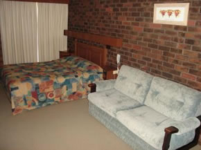 Two Rivers Motel - Tourism Brisbane 3