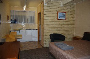 Coastal Comfort Motel - Tourism Brisbane 0