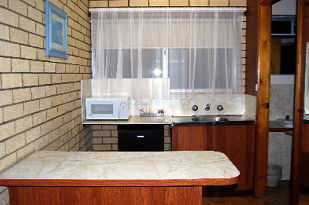 Coastal Comfort Motel - Tourism Brisbane 1