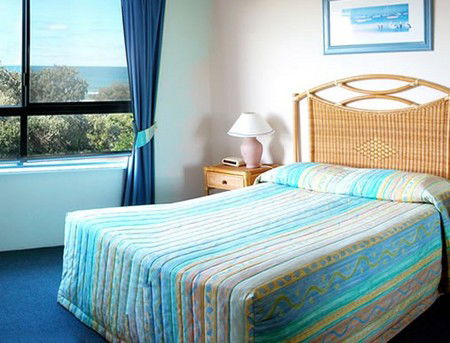 Salerno On The Beach - Tourism Brisbane 1
