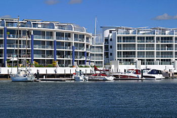 Bluewater Point Resort - Tourism Brisbane 0