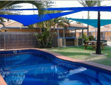 Twin Pines Motel - Brisbane Tourism 1