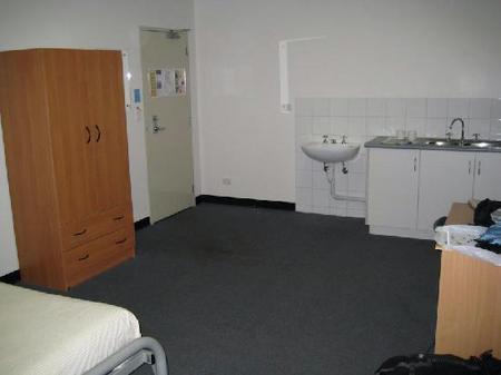 Adelaide Central YHA - Tourism Brisbane 5