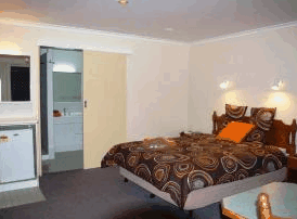 Helidon Natural Springs Spa Resort Motel - Tourism Brisbane 2