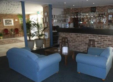 Lake Haven Motor Inn - Tourism Brisbane 1