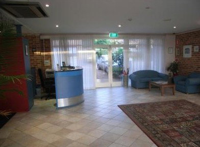 Lake Haven Motor Inn - Tourism Brisbane 3