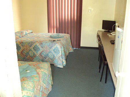 Leongatha Motel - Brisbane Tourism 4