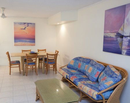 Marina Terraces Holiday Apartments - Tourism Brisbane 4