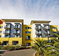 Quality Hotel Woden - Tourism Brisbane