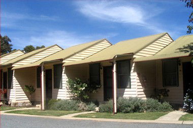 The Village Cabins - Tourism Brisbane 0