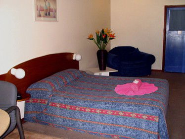 The Village Cabins - Tourism Brisbane 1
