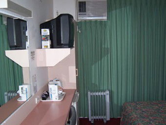 Rainbow Motel - Tourism Brisbane 3