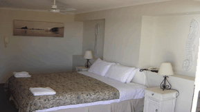 Sanctuary Beach Resort - Tourism Brisbane 3