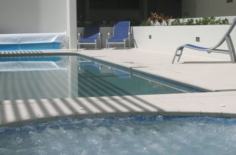 Space Holiday Apartments - Brisbane 4u 2