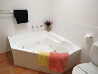 Crown Apartments Merimbula - Tourism Brisbane 5
