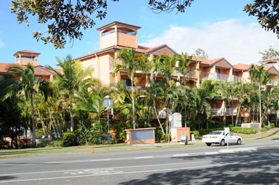 Bella Mare Beachside Apartments - Brisbane 4u 1
