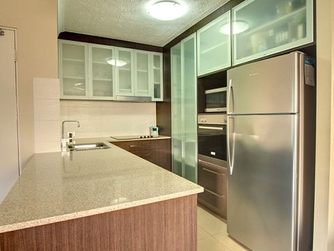 Grande Florida Beachside Resort - Brisbane 4u 10