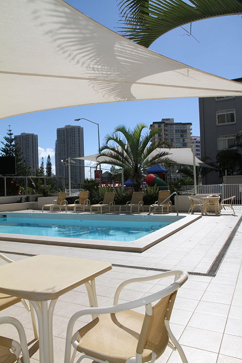 Hi Surf Beachfront Resort Apartments - Tourism Brisbane 4