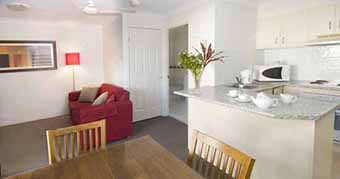 Karana Palms Resort - Tourism Brisbane 6