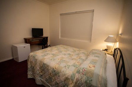 Millies Guesthouse & Serviced Apartments - Tourism Brisbane 2