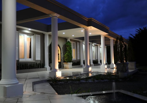 Norwood House Motel & Reception Centre - Tourism Brisbane 1