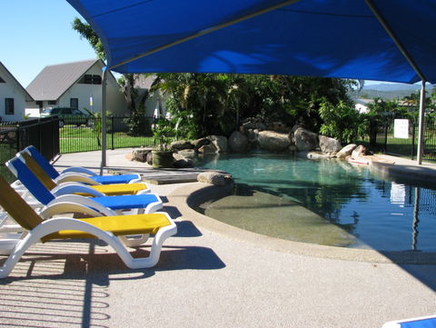 Cardwell Beachcomber Motel & Tourist Park - Tourism Brisbane 1