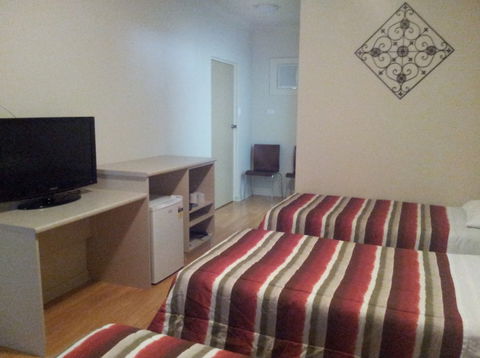 Acacia Ridge Motor Inn - Brisbane 4u 1