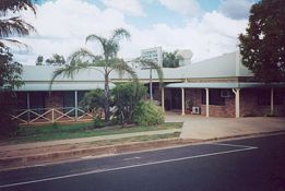 Clermont Motor Inn - Tourism Brisbane 0